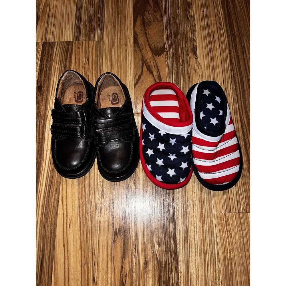 Boys Dearfoam Slippers TCP Dress Shoes 9c 10c 9/10 Lot Of‎ 2 American Flag